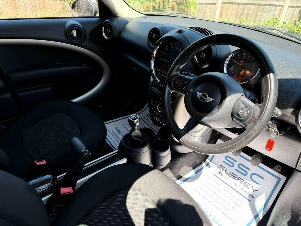 Mini Countryman 1.6L One 98 Bhp White #30