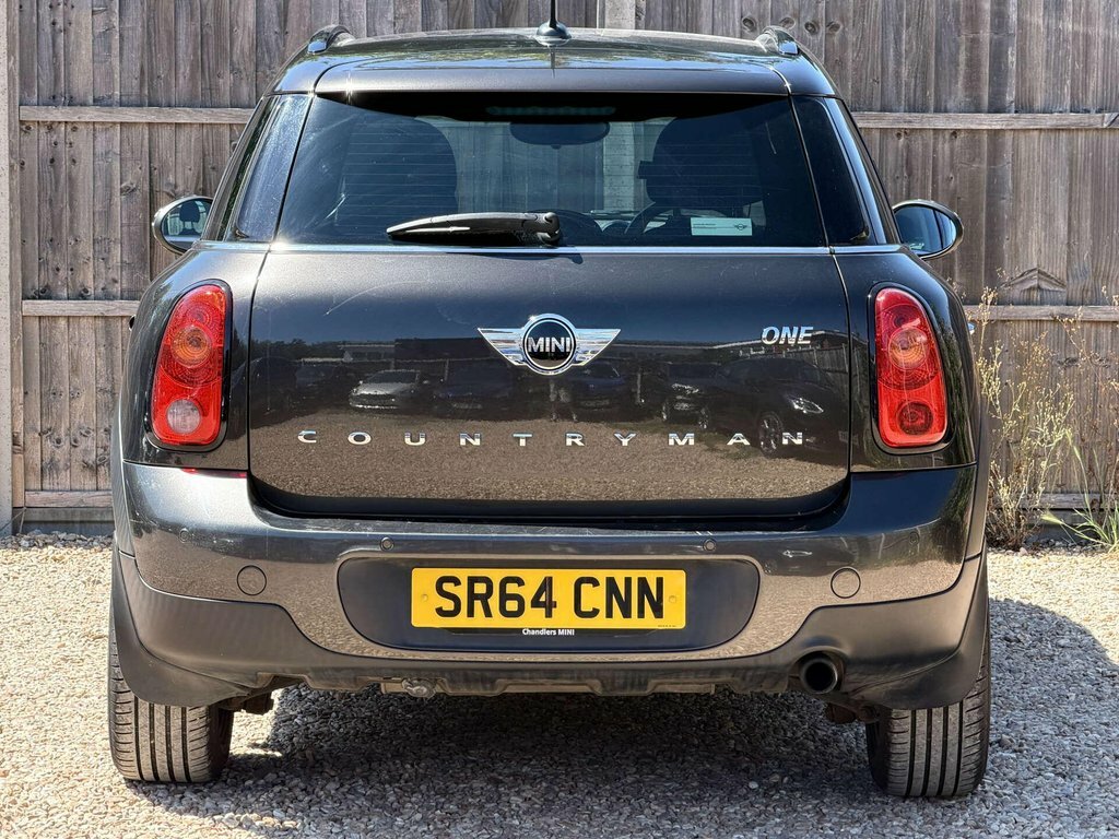 Mini Countryman 1.6L One 98 Bhp White #12