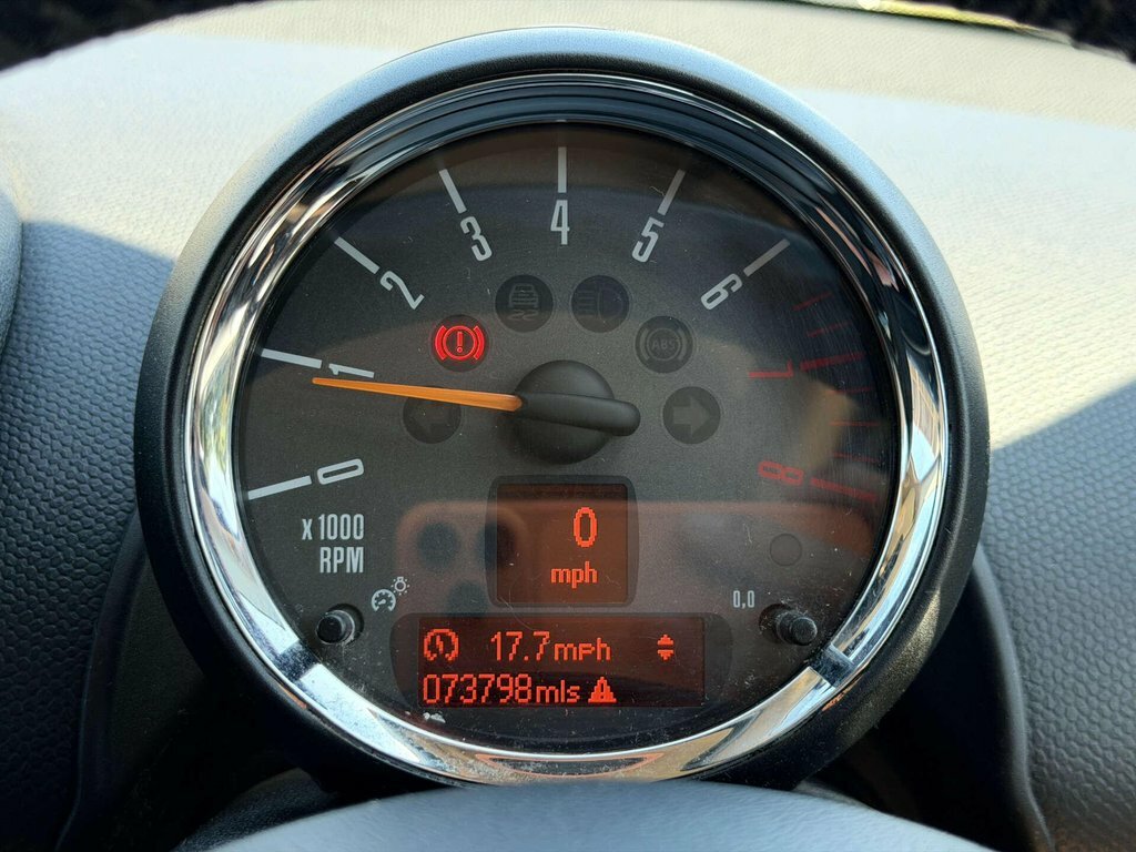 Mini Countryman 1.6L One 98 Bhp White #59