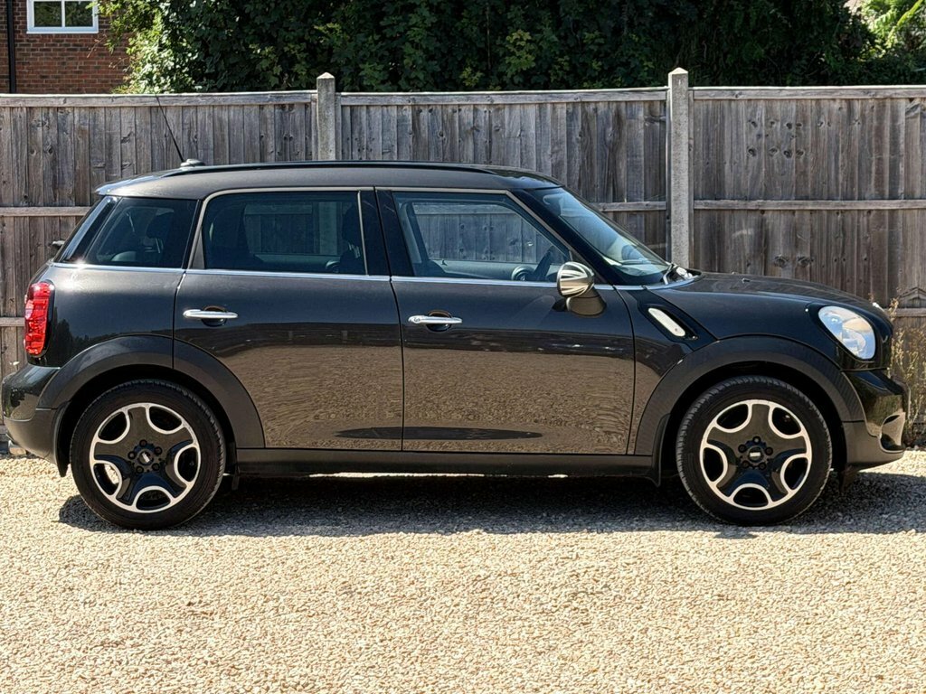 Mini Countryman 1.6L One 98 Bhp White #14