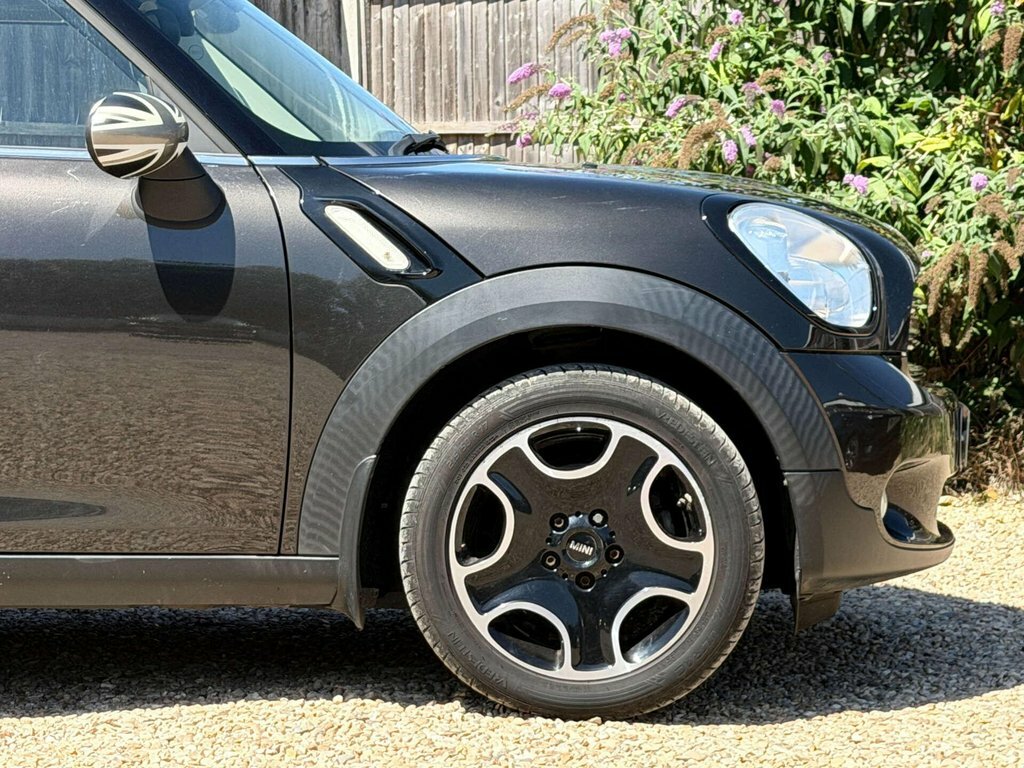 Mini Countryman 1.6L One 98 Bhp White #20