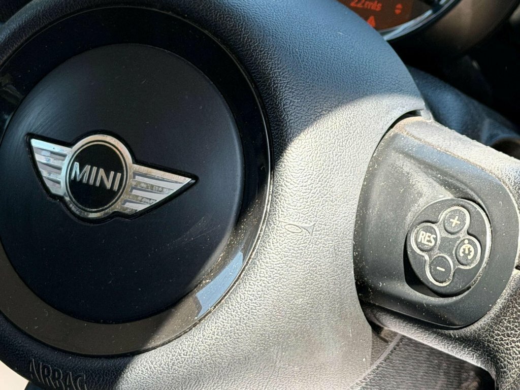 Mini Countryman 1.6L One 98 Bhp White #41