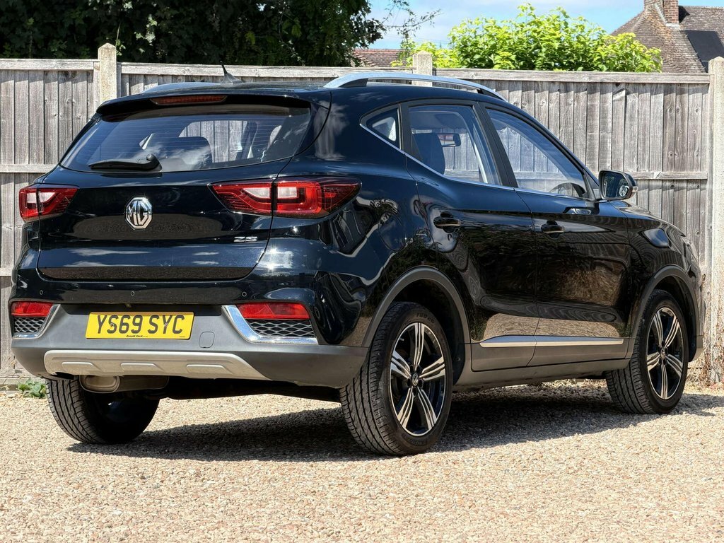 MG ZS 1L Exclusive YS69SYC Black #4