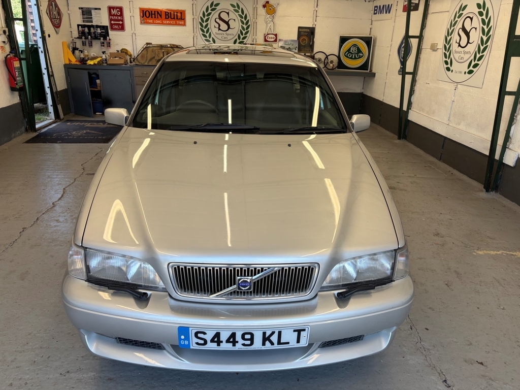 Volvo V70   #2