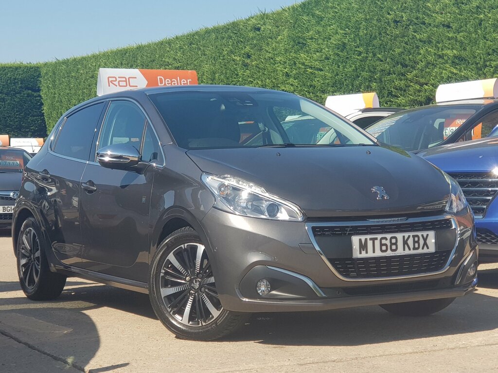 Peugeot 208 1.2 Tech Edition - Only 7,000 Miles - Sat Nav Pa Grey