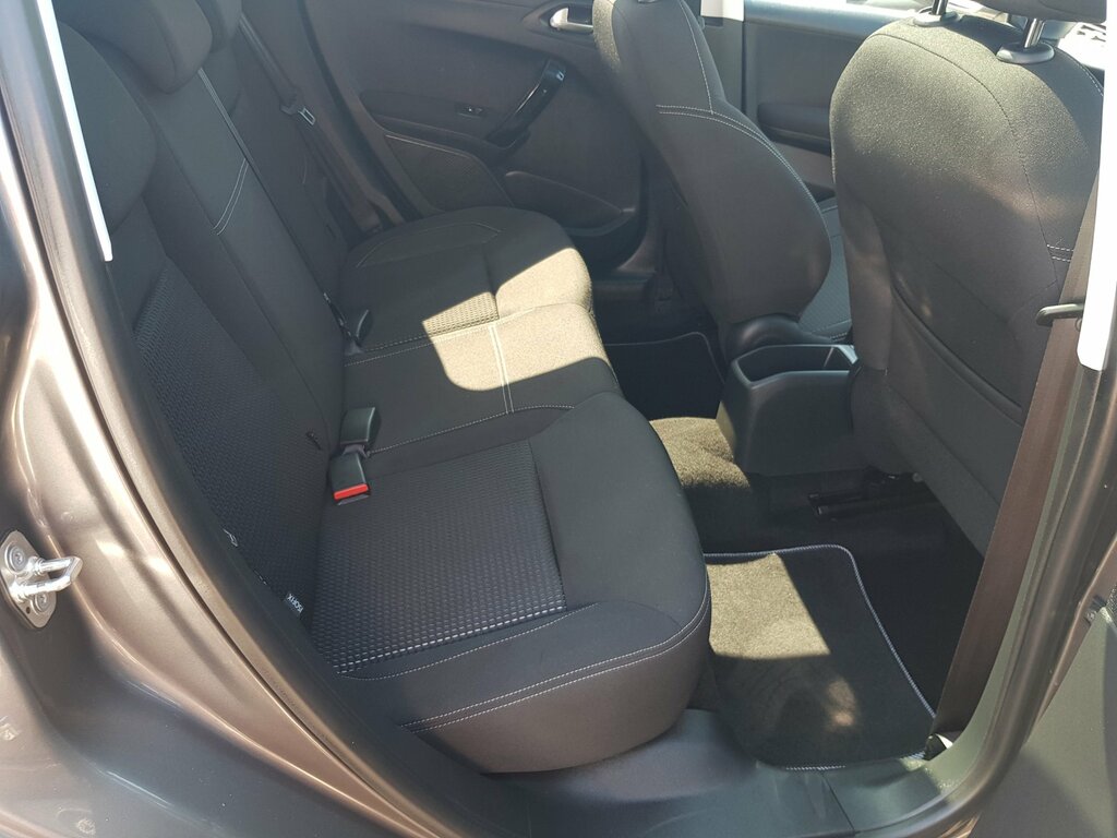 Peugeot 208 Active With Apple Car Play Android Black #12