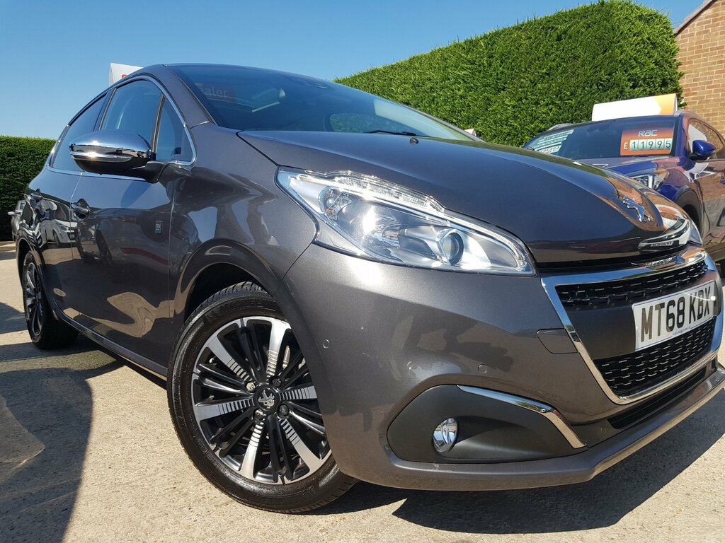 Peugeot 208 1.2 Tech Edition - Only 7,000 Miles - Sat Nav Pa Grey #3