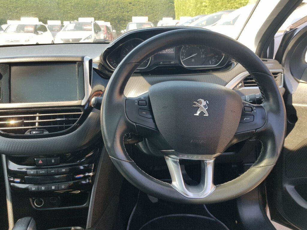 Peugeot 208 Active With Apple Car Play Android Black #17