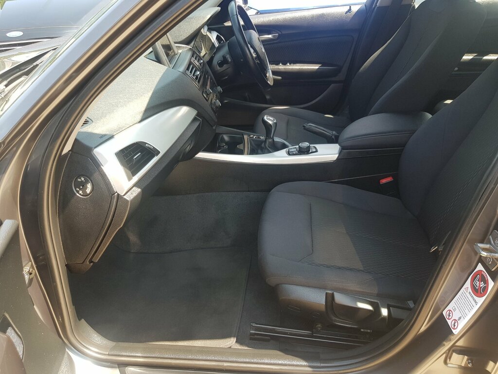 BMW 1 Series Se White #12