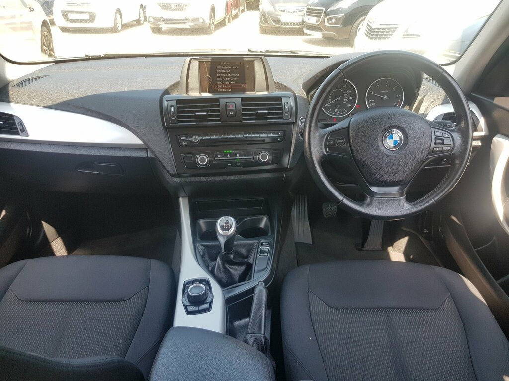BMW 1 Series Se White #10