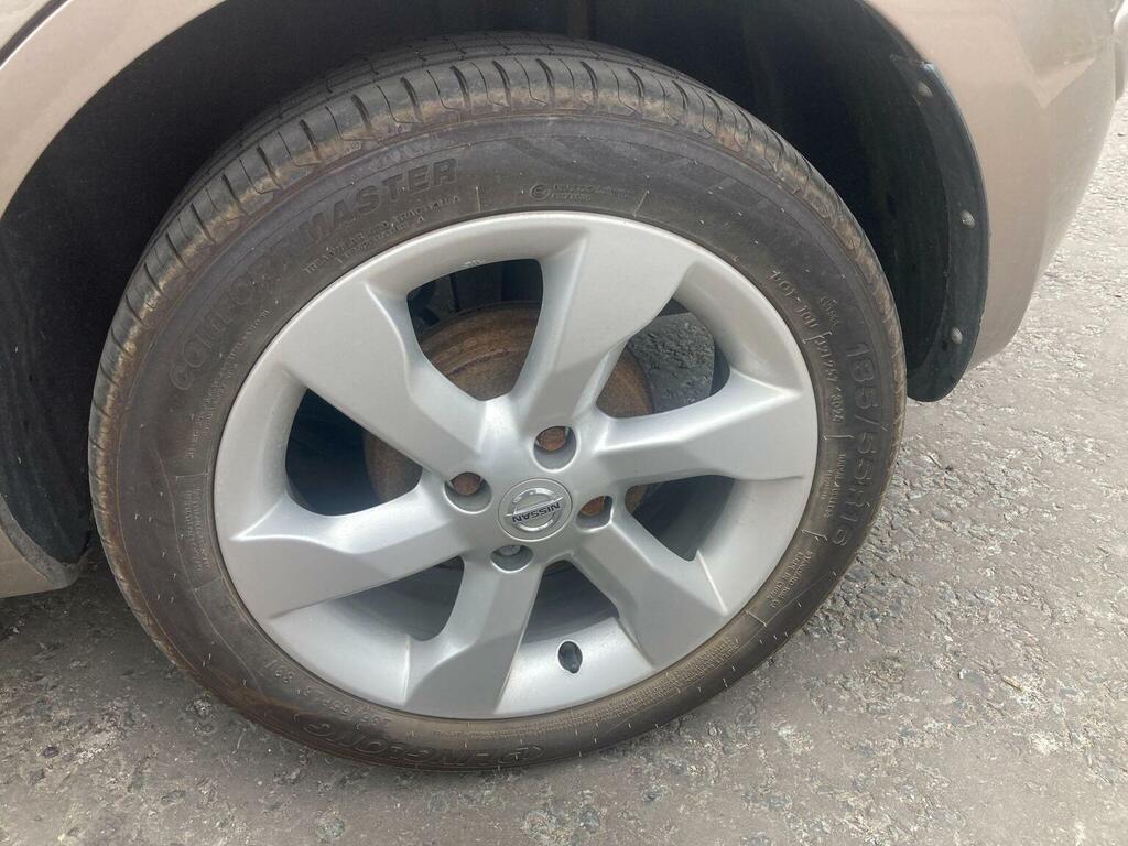 Nissan Note 1.4 16V N-tec Hatchback Euro 4 Silver #10