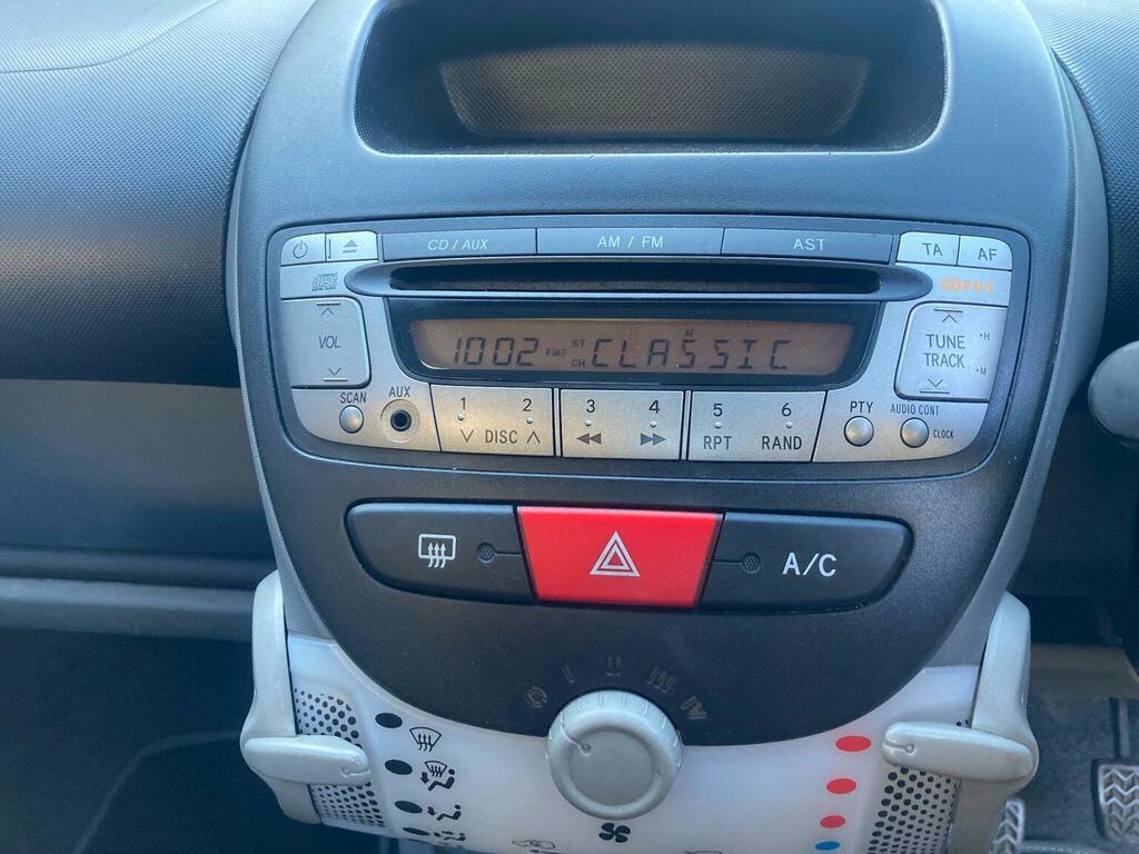 Citroen C1 1.0I Vt Euro 5 White #15
