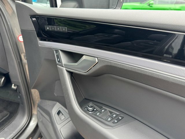 Volkswagen Touareg 2020 20 3.0 #45
