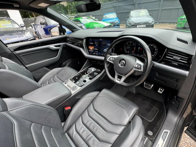 Volkswagen Touareg 2020 20 3.0 #13