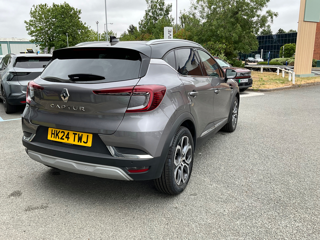 Renault Captur 1.0 Tce Techno Suv HK24TWJ #4