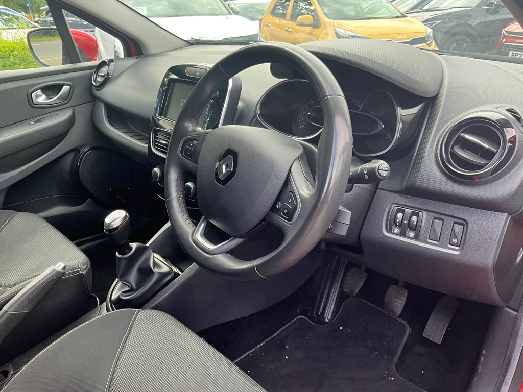 Renault Clio 0.9 Tce Iconic Hatchback Red #3
