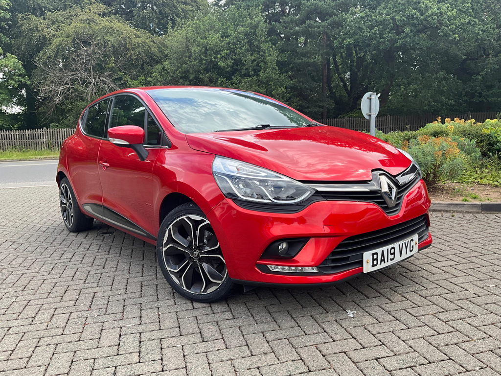 Renault Clio 0.9 Tce Iconic Hatchback Red
