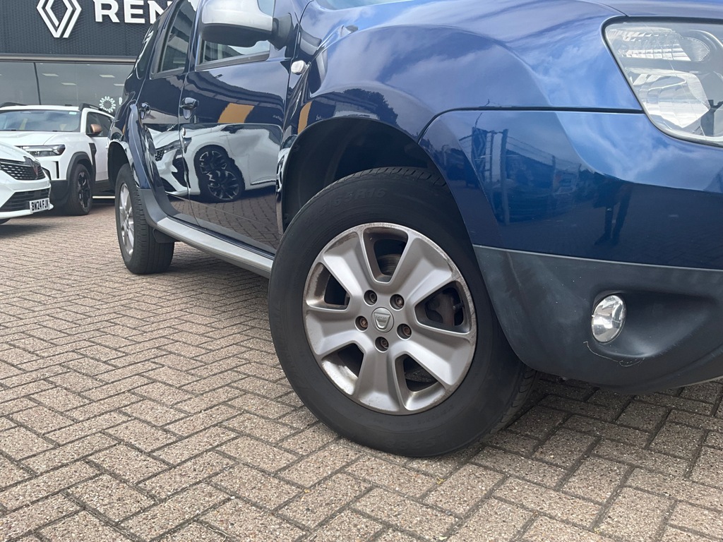 Dacia Duster 1.2 Tce Laureate Suv #2
