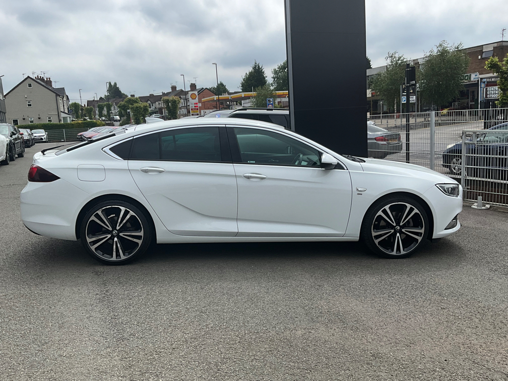 Vauxhall Insignia 2.0 Turbo D Blueinjection Sri Nav Grand Sport #5