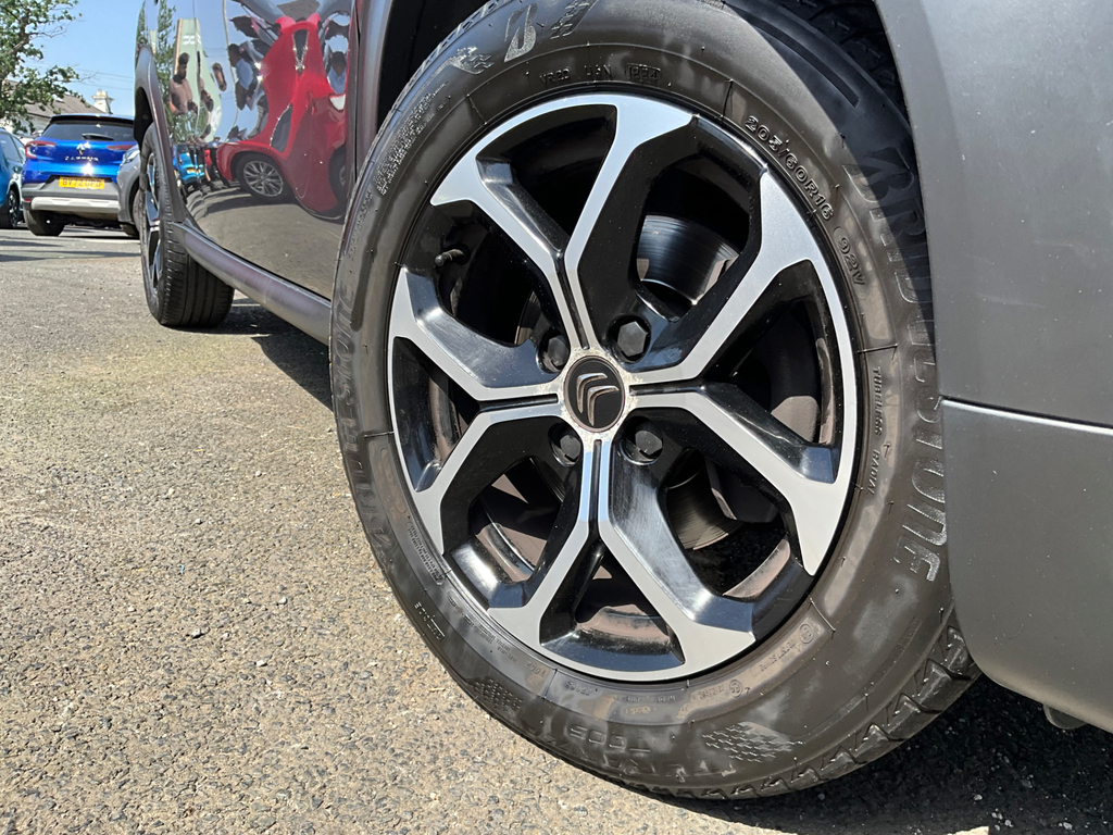 Citroen C3 Aircross 1.2 Puretech 110 Shine Plus Grey #39