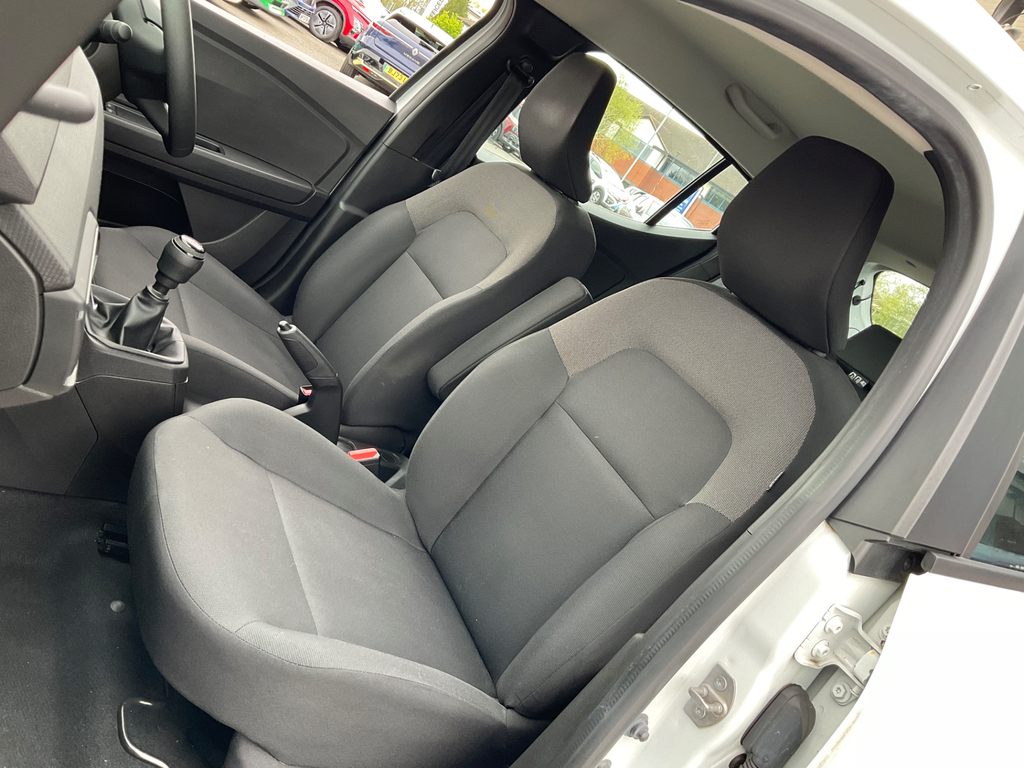 Dacia Sandero Dacia Sandero 1.0 Tce Bi-fuel Comfort White #22