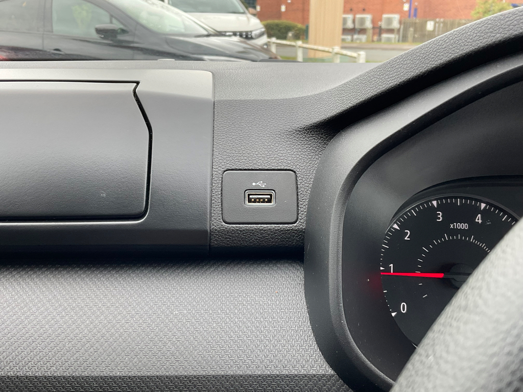 Dacia Sandero Dacia Sandero 1.0 Tce Bi-fuel Comfort White #17