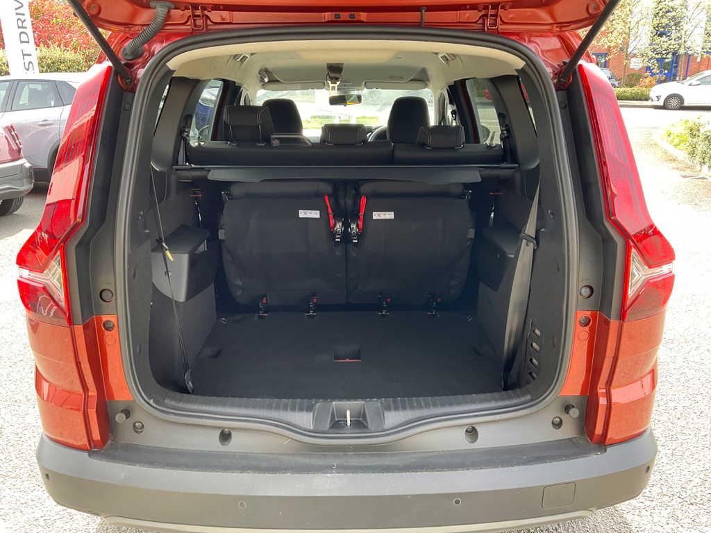 Dacia Jogger 1.0 Tce Expression Black #40