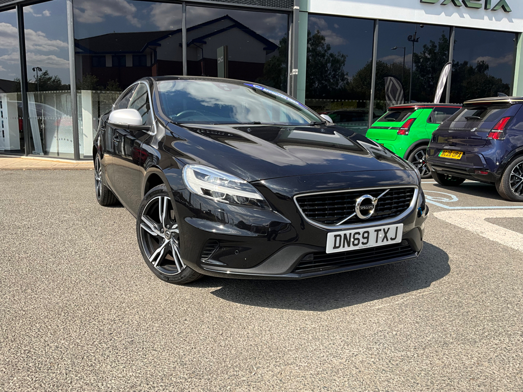 Volvo V40 2.0 T2 R Design Edition Hatchback Manua