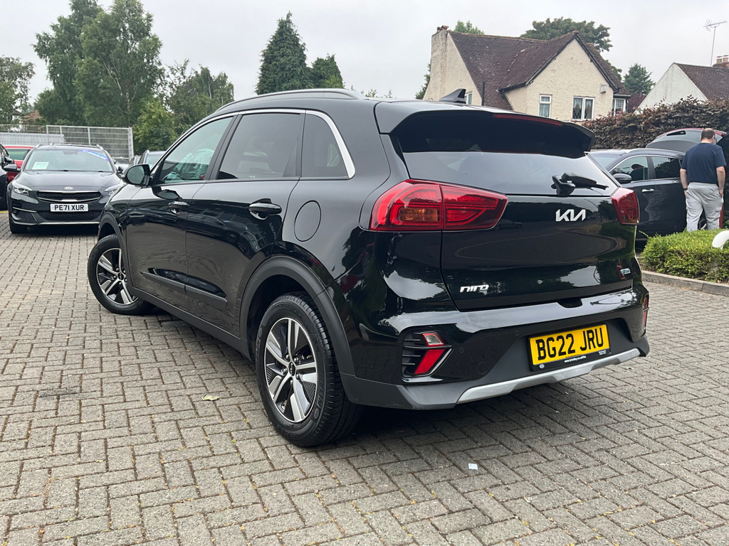Kia Niro 1.6 Gdi 2 Suv Hybrid Dct Black #2
