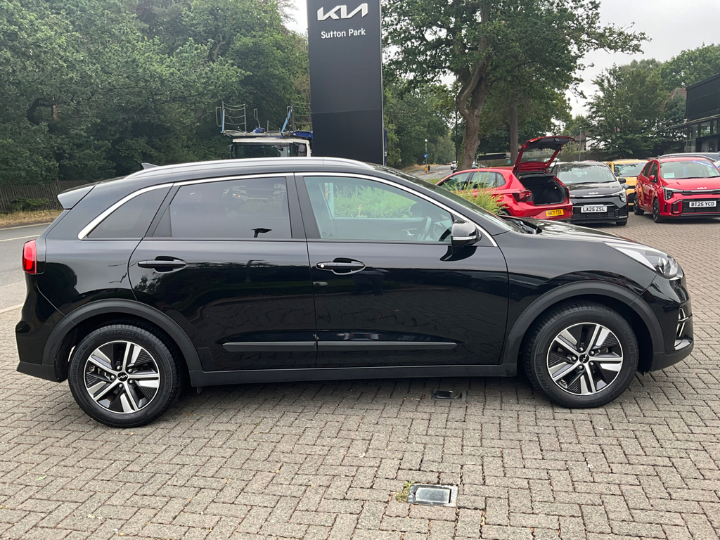 Kia Niro 1.6 Gdi 2 Suv Hybrid Dct Black #3