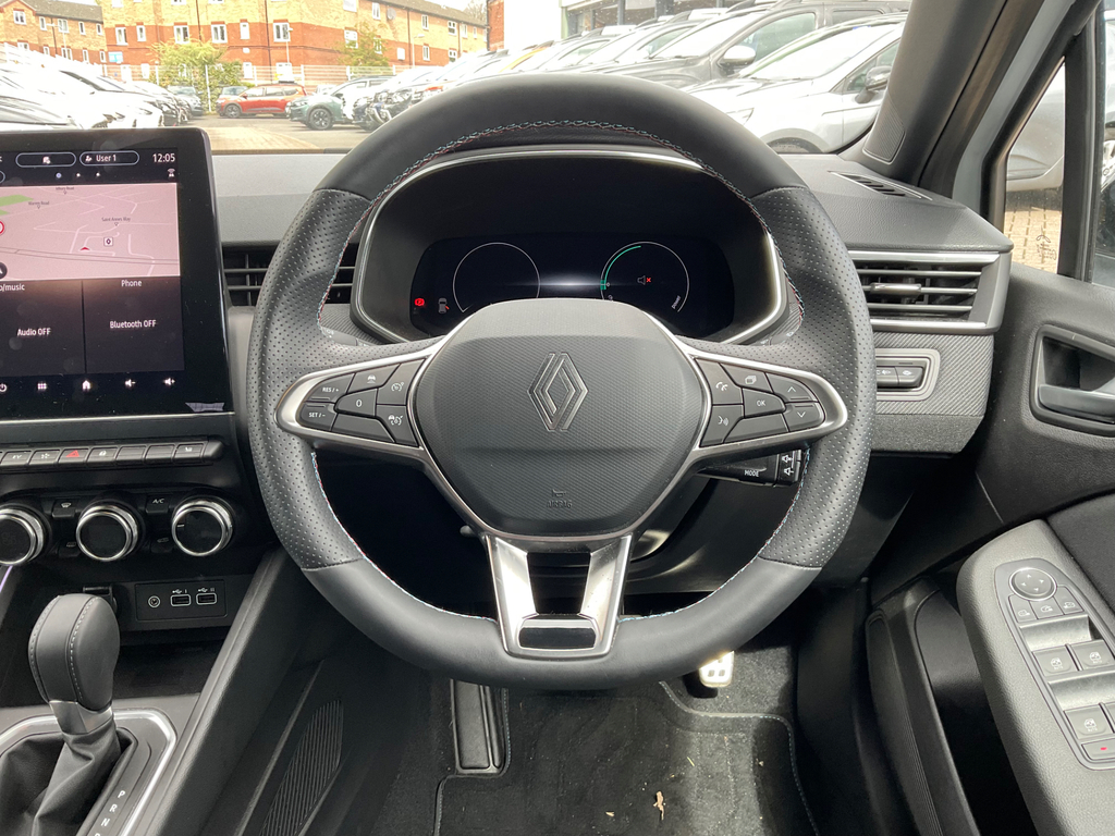 Renault Clio Renault V Esprit Alpin White #7