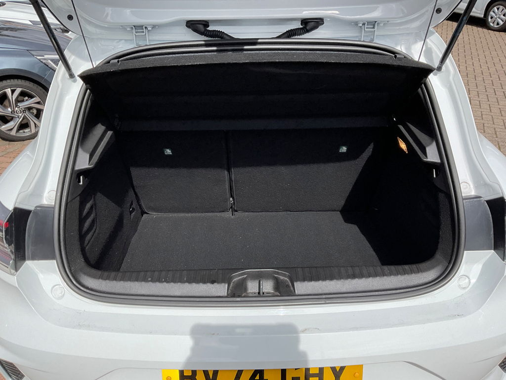 Renault Clio Renault V Esprit Alpin White #42