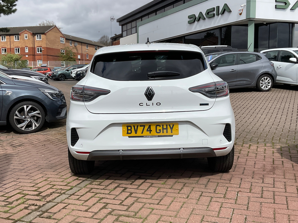 Renault Clio Renault V Esprit Alpin White #39