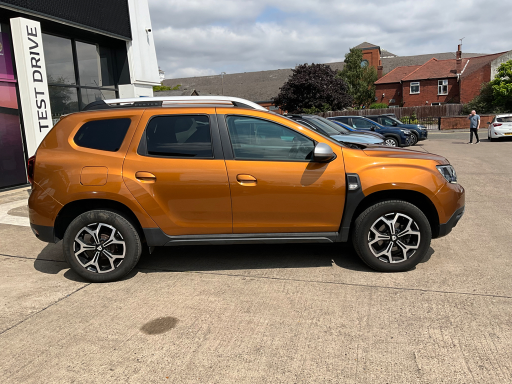 Dacia Duster 1.6 Sce Prestige Suv Orange #2