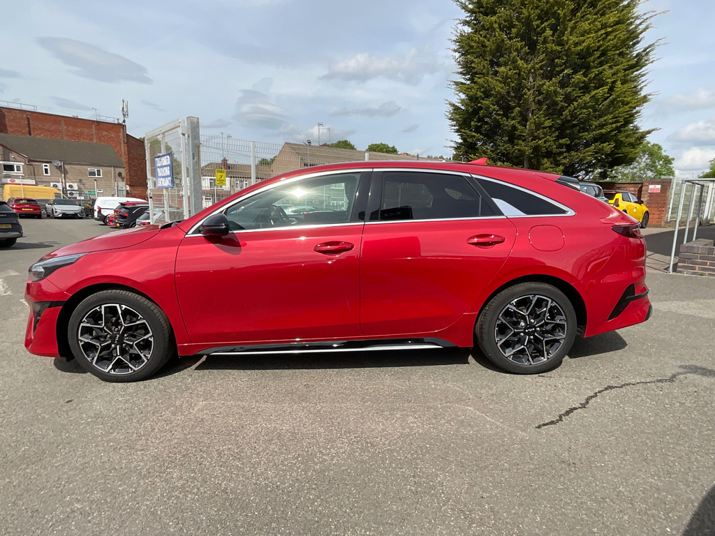 Kia Proceed 1.5 T-gdi Dct Gt-line S Red #9