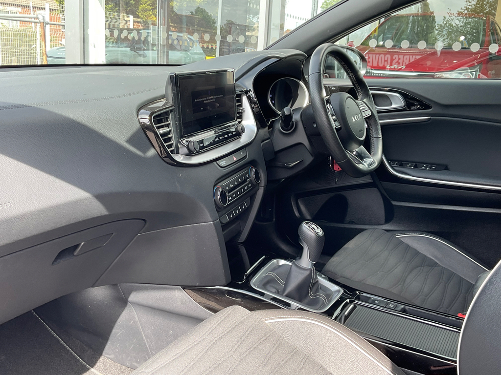 Kia Proceed 1.5 T-gdi Dct Gt-line S Red #29