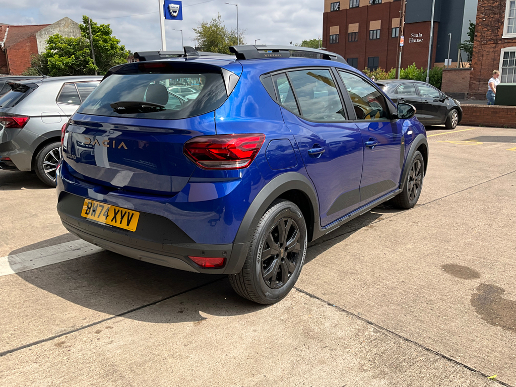 Dacia Sandero Stepway 1.0 Tce Extreme Hatchback #4