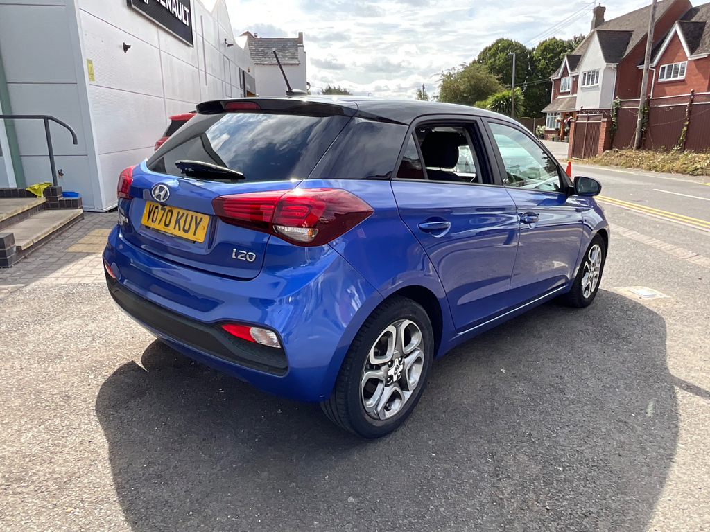 Hyundai I20 1.2 Play Hatchback VO70KUY #4