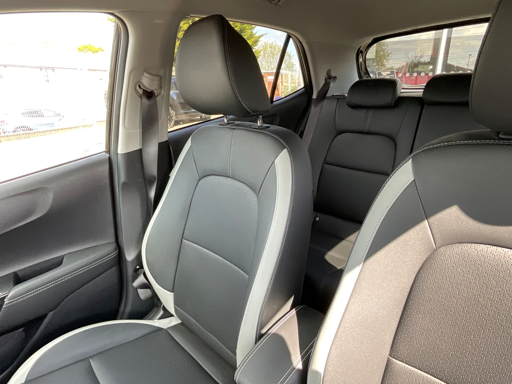 Kia Picanto Gt-line S Black #26