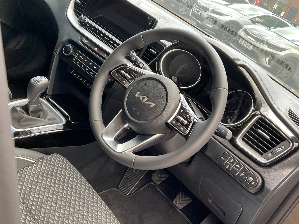 Kia Xceed 1.5T Gdi Isg Gt-line Silver #20