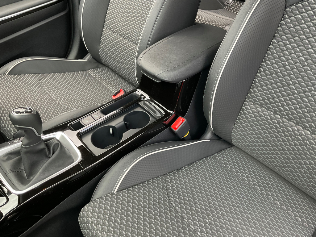 Kia Xceed 1.5T Gdi Isg Gt-line Silver #40