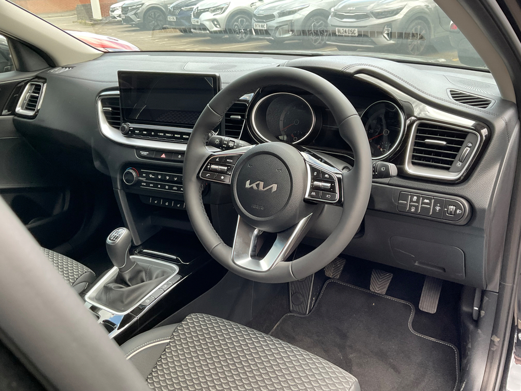 Kia Xceed 1.5T Gdi Isg Gt-line Silver #19