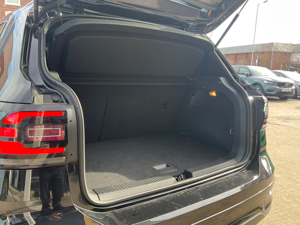 Volkswagen T-Cross 1L Black Edition Black #40
