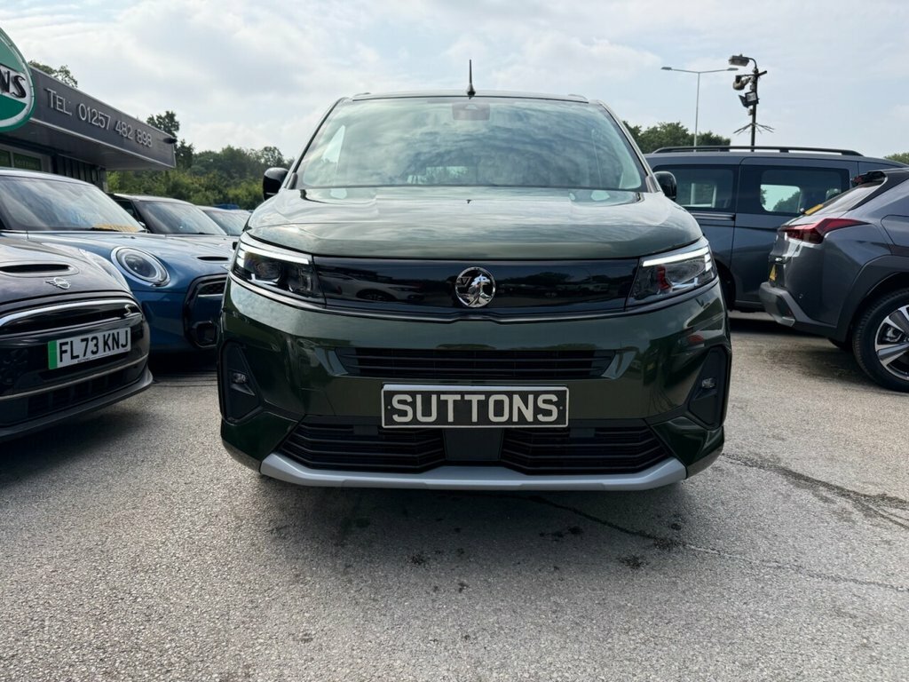 Vauxhall Combo-e Life Mpv Green #6