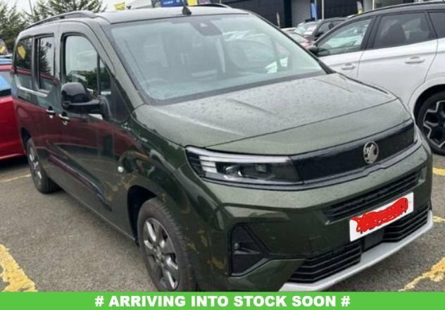 Vauxhall Combo-e Life Mpv Green