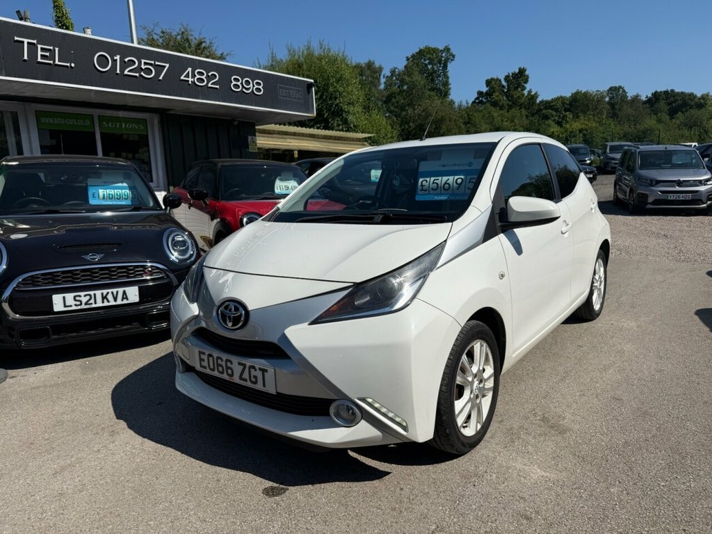 Toyota Aygo X-pure White