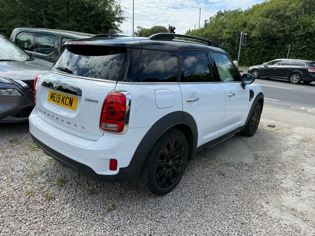 Mini Countryman Suv White #3