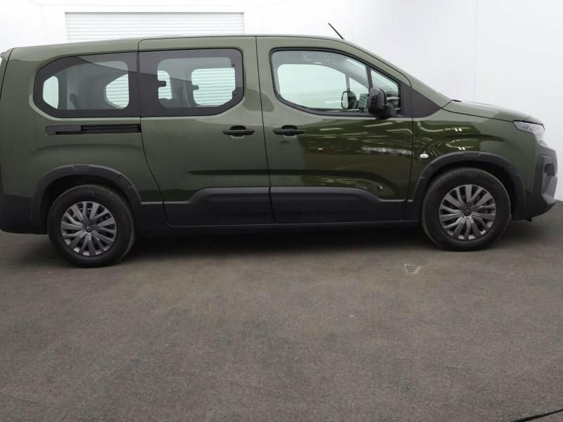Peugeot e-Rifter Mpv Green #2