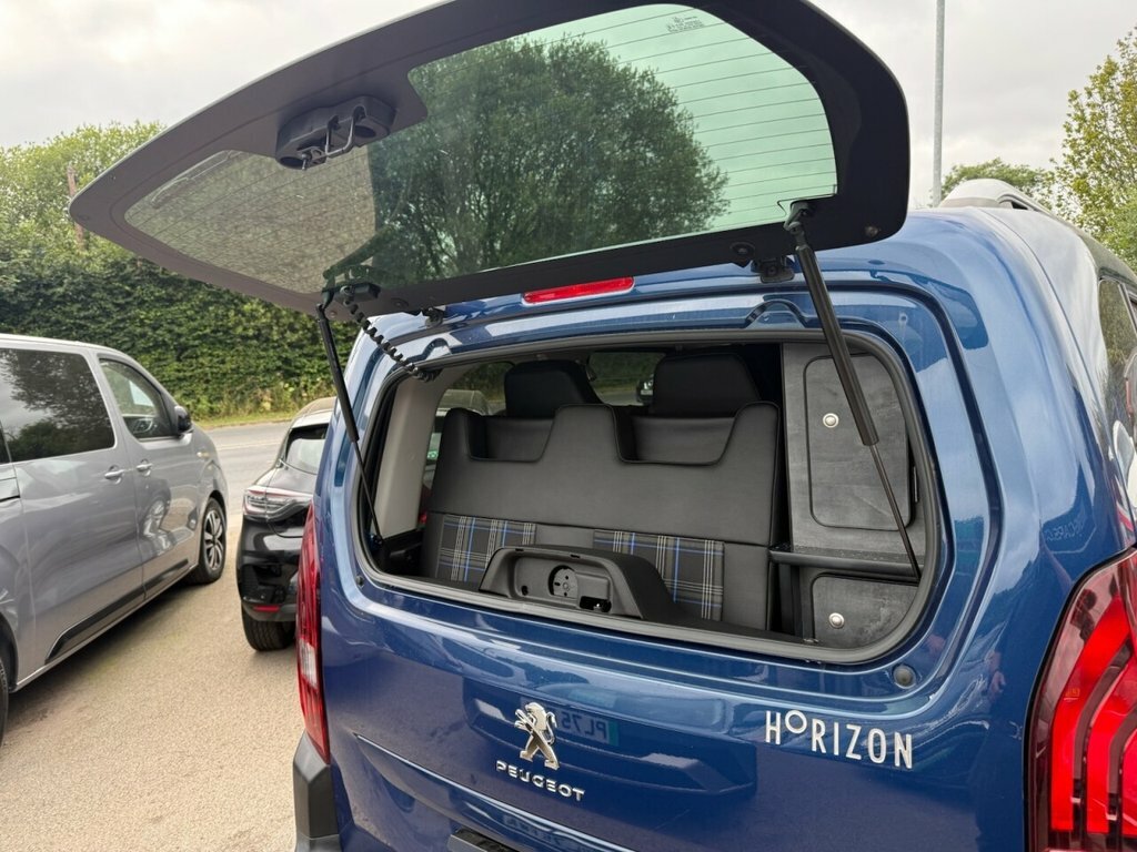 Peugeot Rifter 1.5L Allure Blue #5