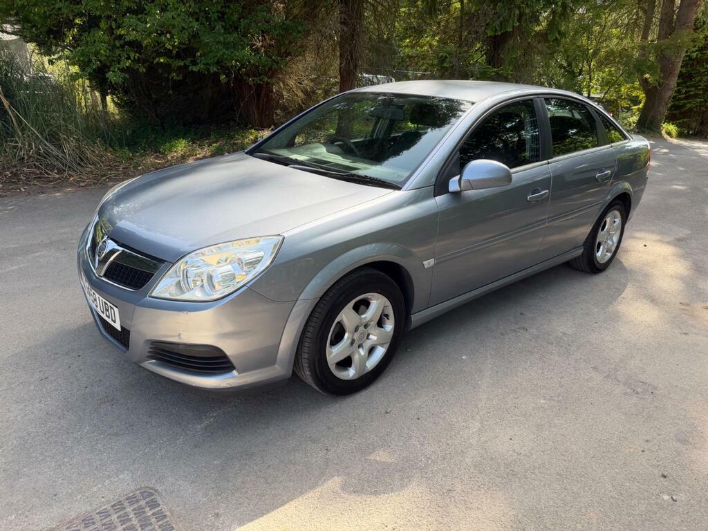 Vauxhall Vectra 1.8 Vvt Exclusiv Hatchback 173 Red #9